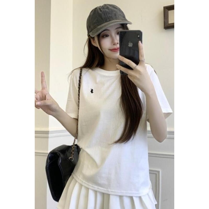 【RENA小舖 台灣現貨每天出】純棉圓領短袖/簡約短T/刺繡小馬/純棉T恤/修身/休閒/春夏/韓版【R21929】-細節圖7