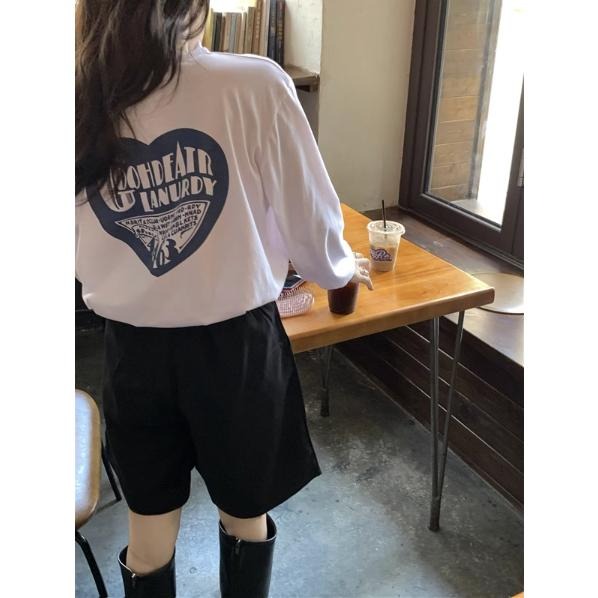 【RENA小舖 台灣現貨每天出】韓版背後印花長袖T恤_寬鬆/個性/修身/長袖上衣/秋季款/內搭【R21618】-細節圖4