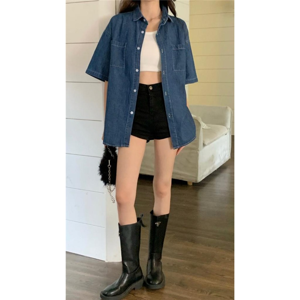 【RENA小舖 台灣現貨每天出】over size百搭休閒牛仔襯衫_百搭/寬鬆/質感/牛仔外套【R21489】-細節圖4