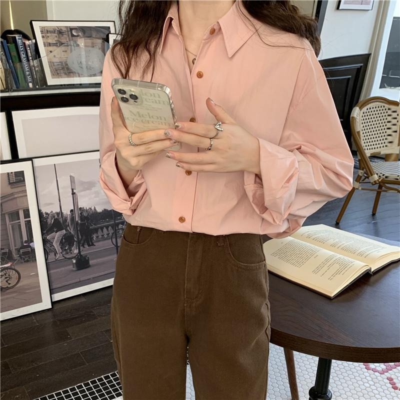 【RENA小舖 台灣現貨每天出】初秋小眾｜氣質垂感長袖襯衫/顯瘦/防曬/百搭/減齡/韓系【R21824】-細節圖4