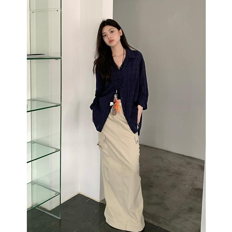 【RENA小舖 台灣現貨每天出】藏青色格紋長袖襯衫/氣質/翻領/寬鬆/舒適/百搭/初秋/薄外套/韓妞【R21829】-細節圖2