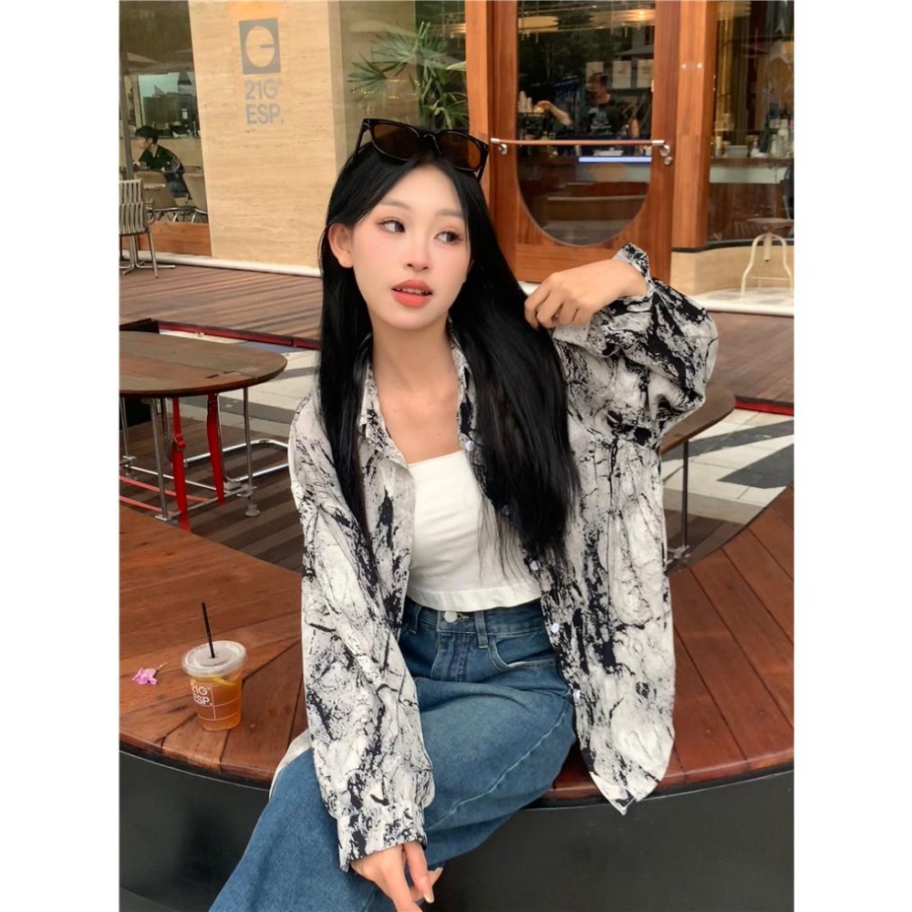 【RENA小舖 台灣現貨每天出】復古水墨長袖襯衫/長袖上衣/寬鬆/襯衫/復古/中式/海邊/夏天【 R21737】-細節圖6