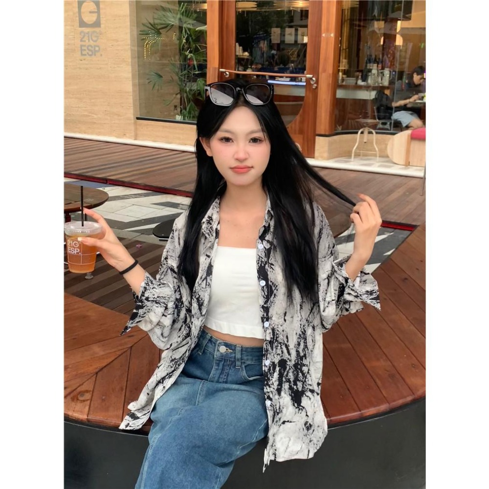 【RENA小舖 台灣現貨每天出】復古水墨長袖襯衫/長袖上衣/寬鬆/襯衫/復古/中式/海邊/夏天【 R21737】-細節圖7