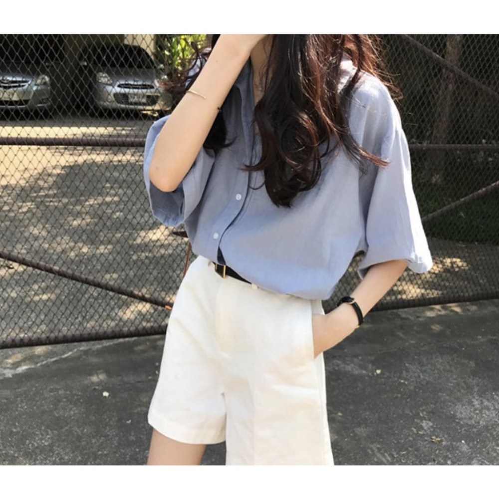 【RENA小舖 台灣現貨每天出】雪紡寬鬆短袖上衣_百搭/春夏款/質感/襯衫/修身/雪紡/復古/素色【R21484】-細節圖3