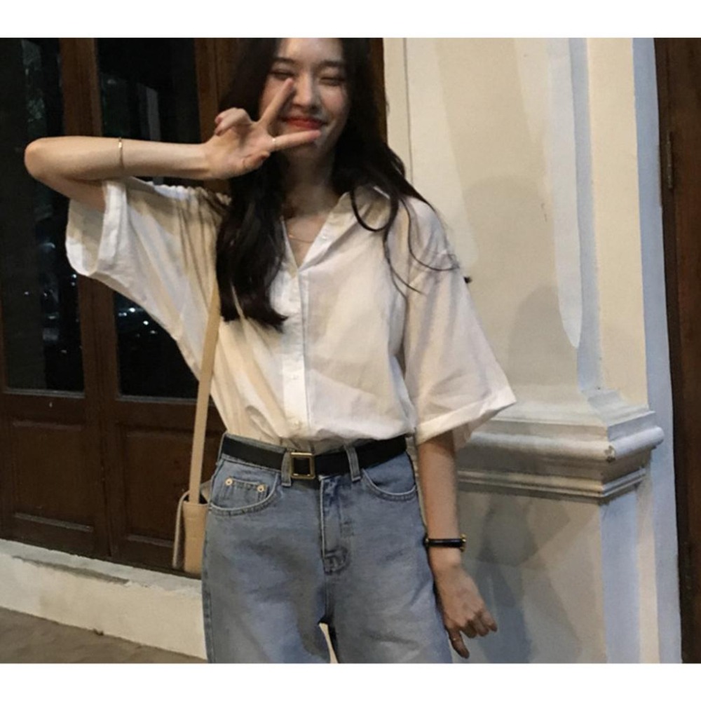 【RENA小舖 台灣現貨每天出】雪紡寬鬆短袖上衣_百搭/春夏款/質感/襯衫/修身/雪紡/復古/素色【R21484】-細節圖7