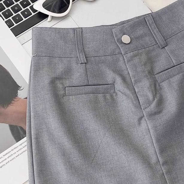 【RENA小舖 台灣現貨每天出】質感灰色高腰顯瘦短裙_春季/微彈性/顯瘦/修身/短裙/遮胯/包臀裙【R21434】-細節圖6