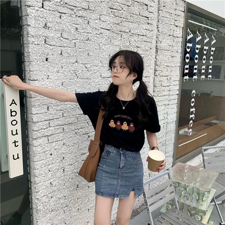 【RENA小舖 台灣現貨每天出】夏日趣味卡通字母印花短袖圓領上衣_春夏/簡約/舒適/圓領/T恤上衣【R18018】-細節圖6