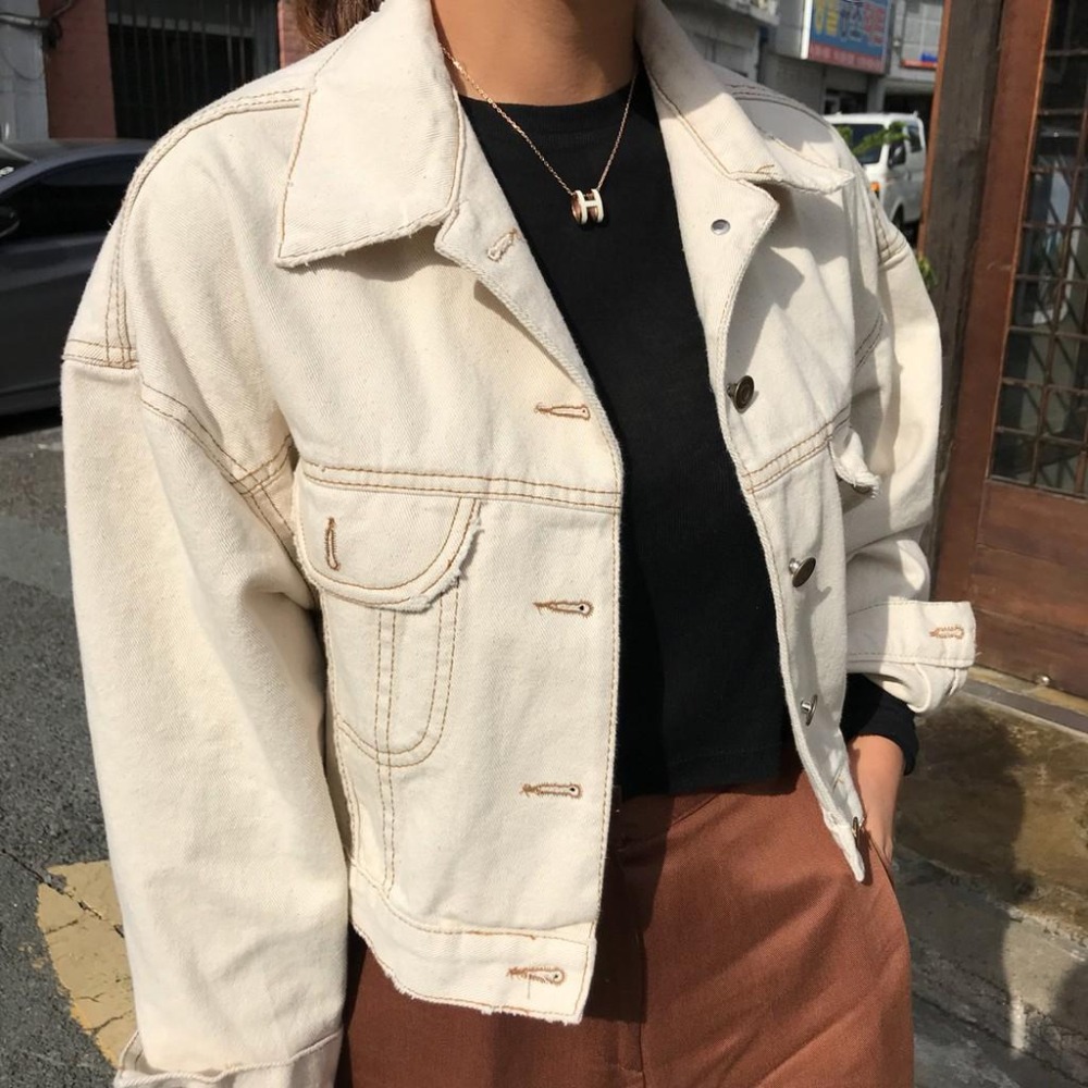 【RENA小舖 台灣現貨每天出】活力女孩必備🔅｜復古牛仔外套_/百搭/短款/牛仔外套【R11832】-細節圖5