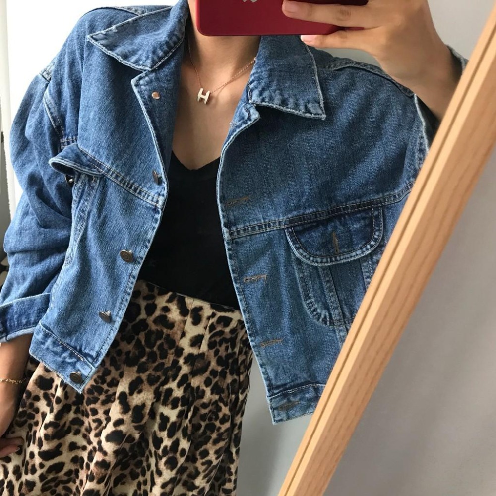 【RENA小舖 台灣現貨每天出】活力女孩必備🔅｜復古牛仔外套_/百搭/短款/牛仔外套【R11832】-細節圖7