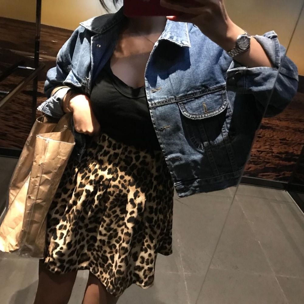 【RENA小舖 台灣現貨每天出】活力女孩必備🔅｜復古牛仔外套_/百搭/短款/牛仔外套【R11832】-細節圖8