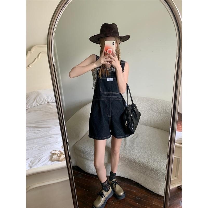 【RENA小舖 台灣現貨每天出】舊巷的小小身影  牛仔背帶五分吊帶褲_日系/寬鬆/顯瘦/短褲【R18491】-細節圖8