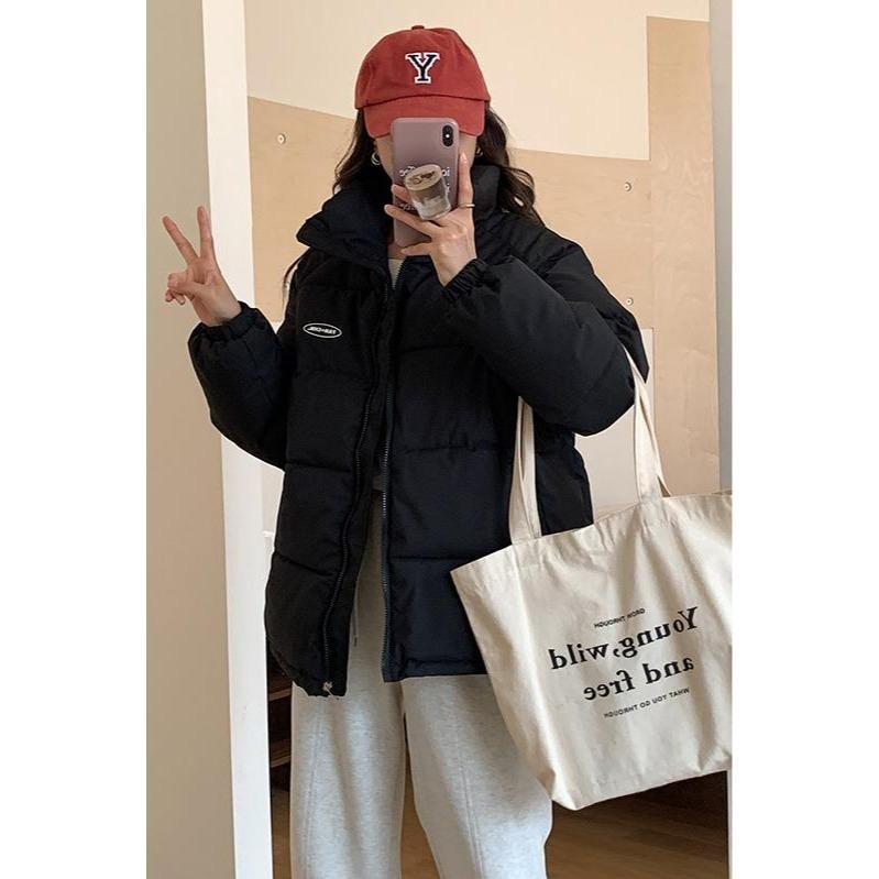 【RENA小舖 台灣現貨每天出】韓系東大門款短版立領羽絨外套/短版大衣/冬天必備【R22054】-細節圖4