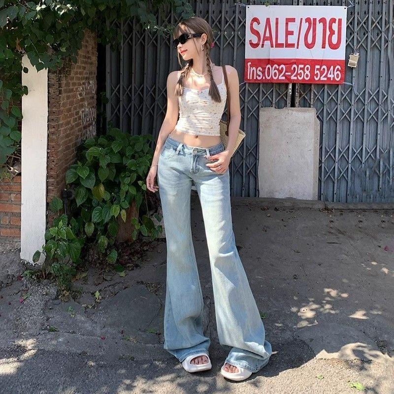 【RENA小舖 台灣現貨每天出】淺藍微喇叭中腰顯瘦牛仔褲/不貼腿/韓系/修身/牛仔褲【R22038】-細節圖3