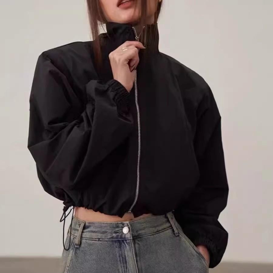 【RENA小舖 台灣現貨每天出】韓版防曬風衣/寬鬆長袖外套/短款風衣/機車外套/寬鬆外套/春夏【R21936】-細節圖4