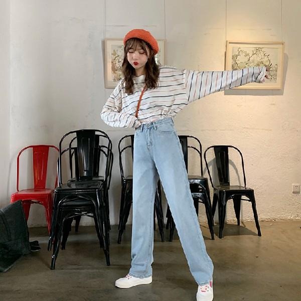 【RENA小舖 台灣現貨每天出】淺色落地牛仔長褲_百搭/寬鬆/高腰/直筒褲/長褲/牛仔長褲【R15051】-細節圖7