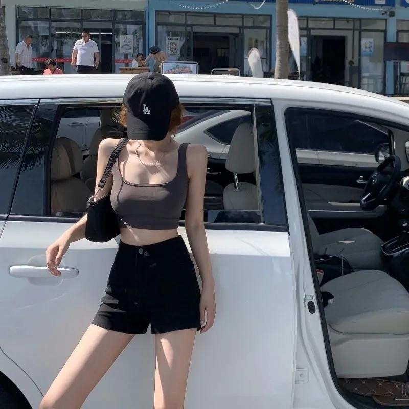 【RENA小舖 台灣現貨每天出】辣妹專用款/黑色彈力牛仔短褲/顯瘦/高腰褲/熱褲/韓系/彈性【R21831】-細節圖2