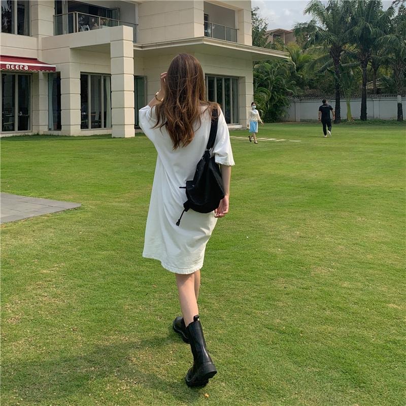 【RENA小舖 台灣現貨每天出】韓版短袖連身裙/純棉包領連衣裙/素色連身裙/寬鬆短袖中長款【R21912】-細節圖4