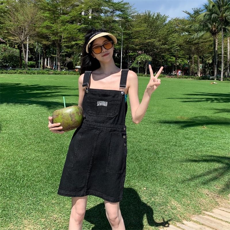 【RENA小舖 台灣現貨每天出】復古大口袋牛仔背帶裙_百搭/顯瘦/吊帶裙/牛仔裙/背帶裙/百褶裙【R20207】-細節圖7