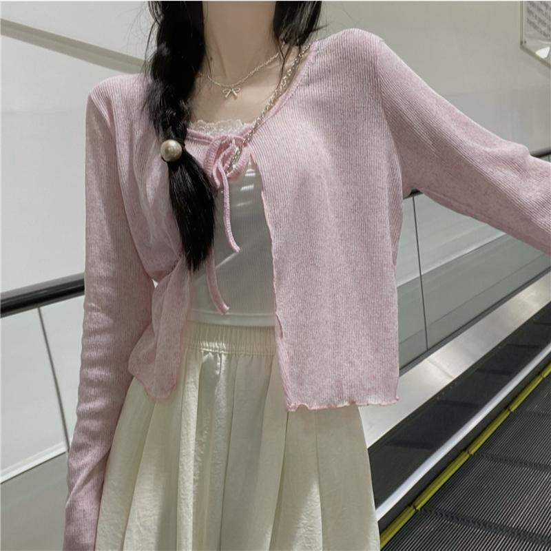 【RENA小舖 台灣現貨每天出】綁帶薄款罩衫/防曬外套/韓系穿搭夏天/短版外套/披肩/泡泡袖【R21794】-細節圖3