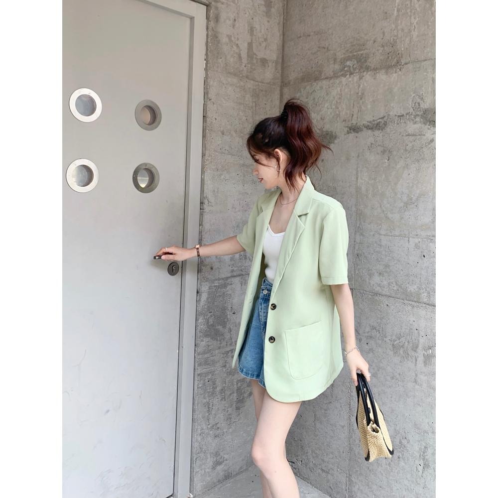 【RENA小舖 台灣現貨每天出】短西裝外套 夏季休閒西服 短袖西裝外套女 長版寬鬆韓版氣質西服【R21733】-細節圖7
