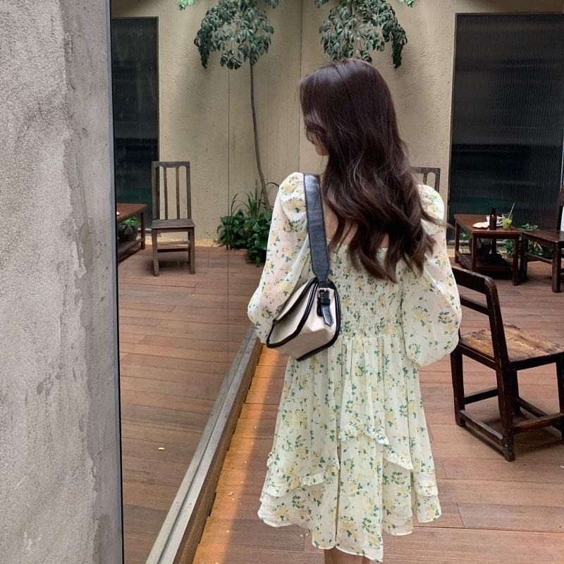 【RENA小舖 台灣現貨每天出】碎花小個子連衣裙/法式/方領/春秋/氣質/休閒/公主/韓妞【R19849】-細節圖7