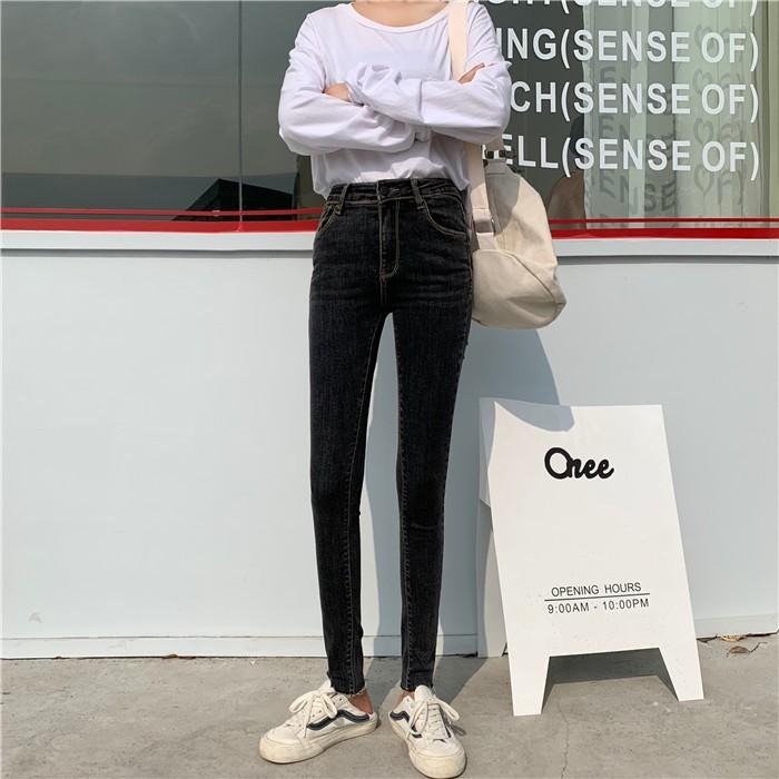 【RENA小舖 台灣現貨每天出】窄管牛仔長褲_顯瘦/修身/高腰/窄管/牛仔長褲/長褲【R17634】-細節圖7