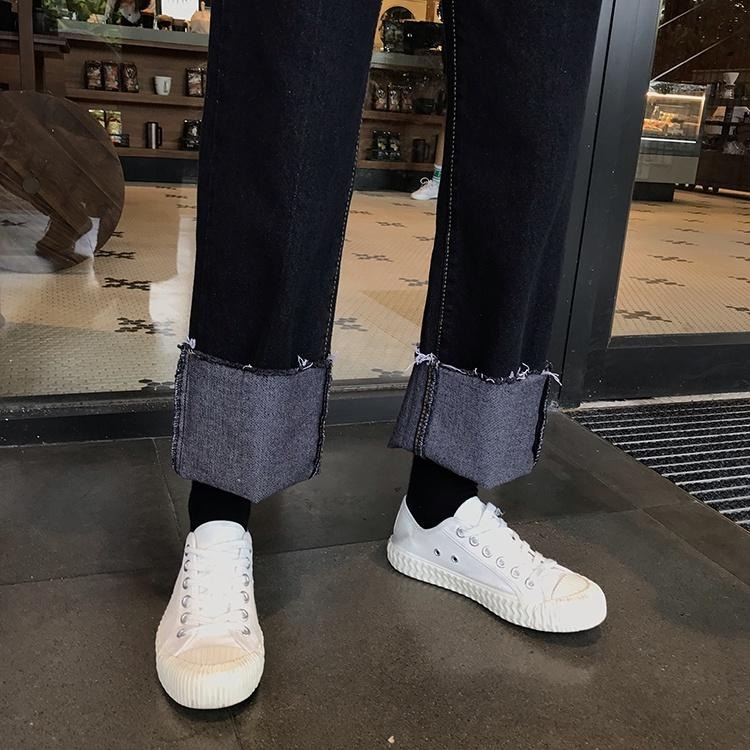 【RENA小舖 台灣現貨每天出】復古碳黑色明線設計感春季高腰修身顯瘦百搭流蘇可卷邊牛仔褲【R19955】-細節圖6