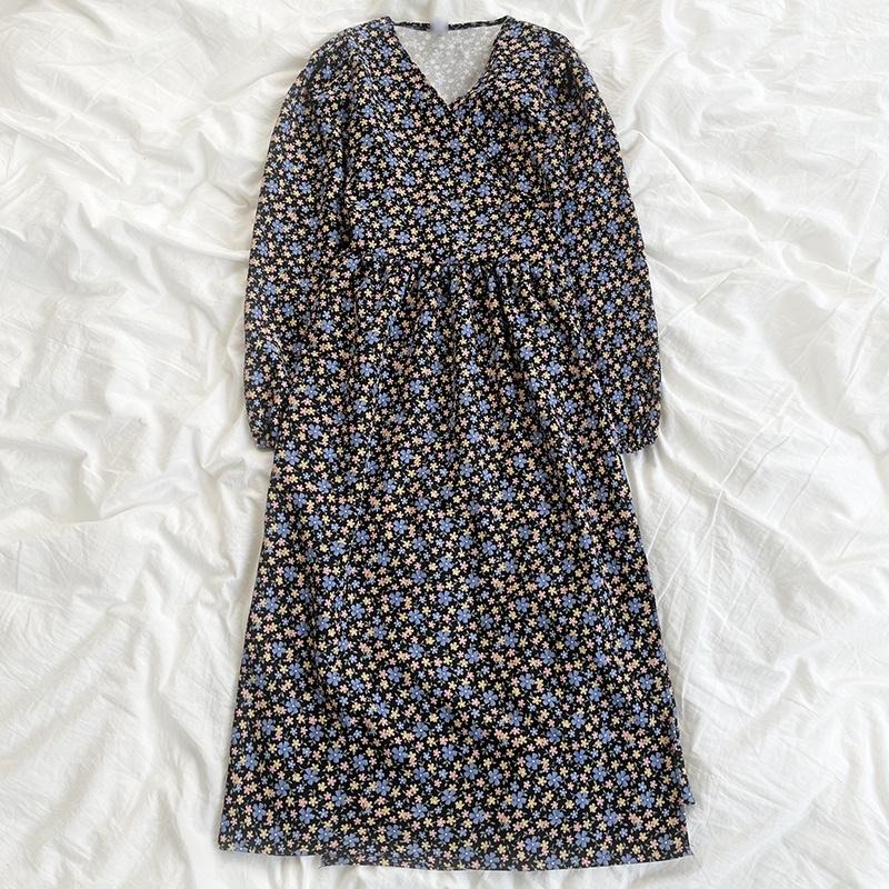 【RENA小舖 台灣現貨每天出】法式複古V領小碎花溫柔風一片式綁帶收腰泡泡袖長款連衣裙【R19353】-細節圖2