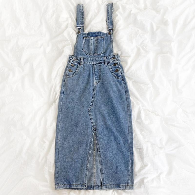 【RENA小舖 台灣現貨每天出】復古開叉設計收腰顯瘦多排扣秋季高腰中長款背帶牛仔連衣裙【R19297】-細節圖2