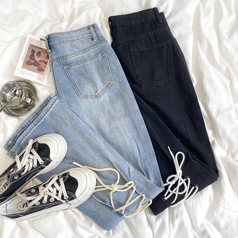 【RENA小舖 台灣現貨每天出】甜辣風顯腿長后綁帶設計感小眾高腰直筒顯瘦微喇叭牛仔長褲【R19911】-細節圖3