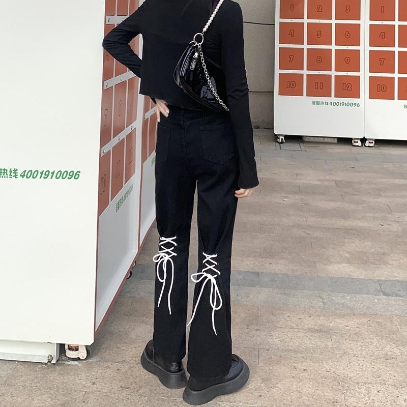 【RENA小舖 台灣現貨每天出】甜辣風顯腿長后綁帶設計感小眾高腰直筒顯瘦微喇叭牛仔長褲【R19911】-細節圖8