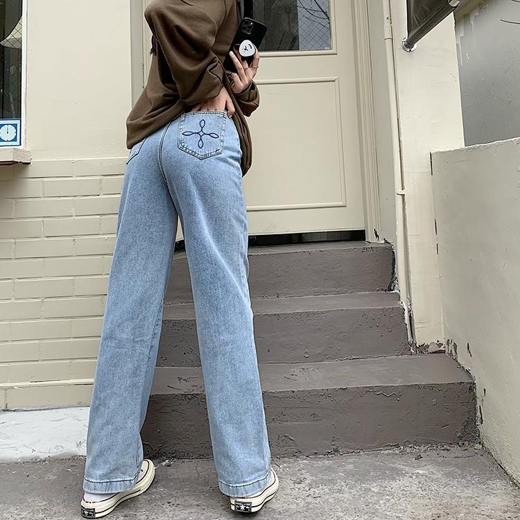 【RENA小舖 台灣現貨每天出】版型超正復古磨痕水洗口袋刺繡秋季百搭高腰顯瘦直筒牛仔褲【R20761】-細節圖5