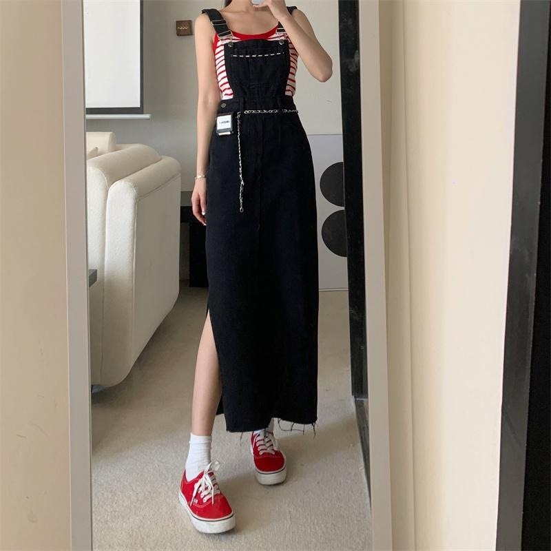 【RENA小舖 台灣現貨每天出】高腰開衩牛仔背帶裙_現貨/顯瘦/性感/復古/吊帶裙/牛仔裙/背帶裙【R20221】-細節圖9