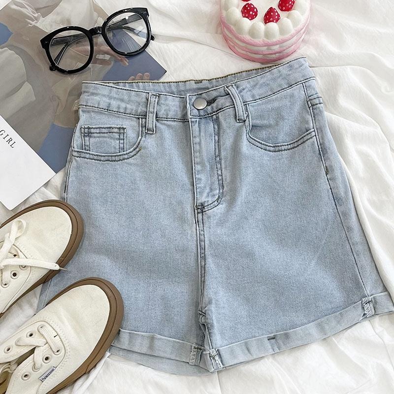 【RENA小舖 台灣現貨每天出】甜辣風復古水洗淺藍色夏季高腰彈力修身顯瘦百搭闊腿牛仔短褲【R19913】-細節圖2