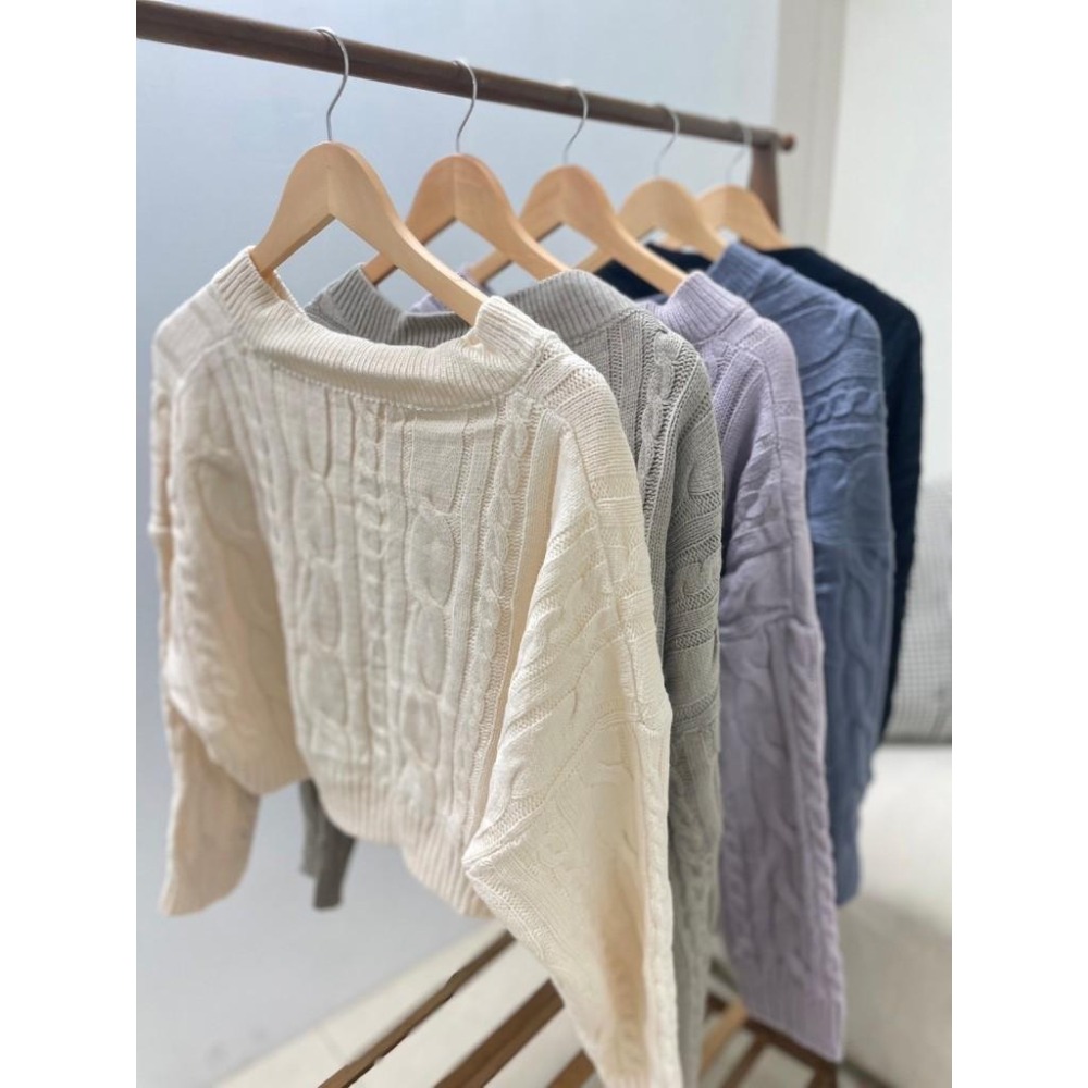 【RENA小舖 台灣現貨每天出】短版麻花針織上衣 針織 針織外套 針織衫 短版外套 短版 【Q1400】-細節圖8