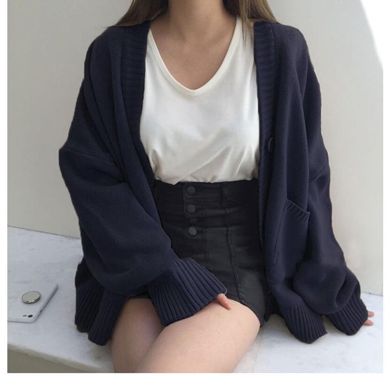 【RENA小舖 台灣現貨每天出】韓系溫柔歐膩💗｜復古V領針織外套_簡約/溫柔/毛衣/長袖/針織外套【R21063】-細節圖3