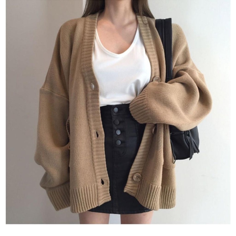 【RENA小舖 台灣現貨每天出】韓系溫柔歐膩💗｜復古V領針織外套_簡約/溫柔/毛衣/長袖/針織外套【R21063】-細節圖7