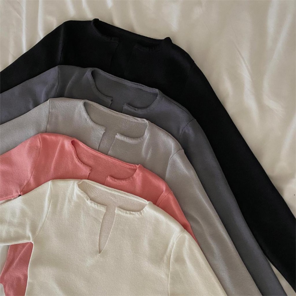 【RENA小舖 台灣現貨每天出】長袖針織衫 針織衫 上衣 V領上衣 山羊絨 V領針織衫 V領上衣【R21622】-細節圖2