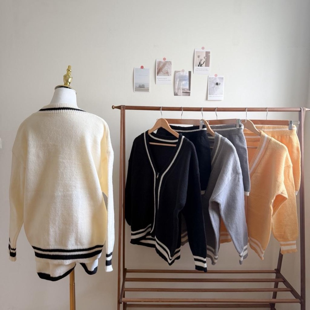 【RENA小舖 台灣現貨每天出】V領寬鬆撞色針織套裝/鬆緊短褲/韓版/休閒百搭/毛衣套裝【R22040】-細節圖6