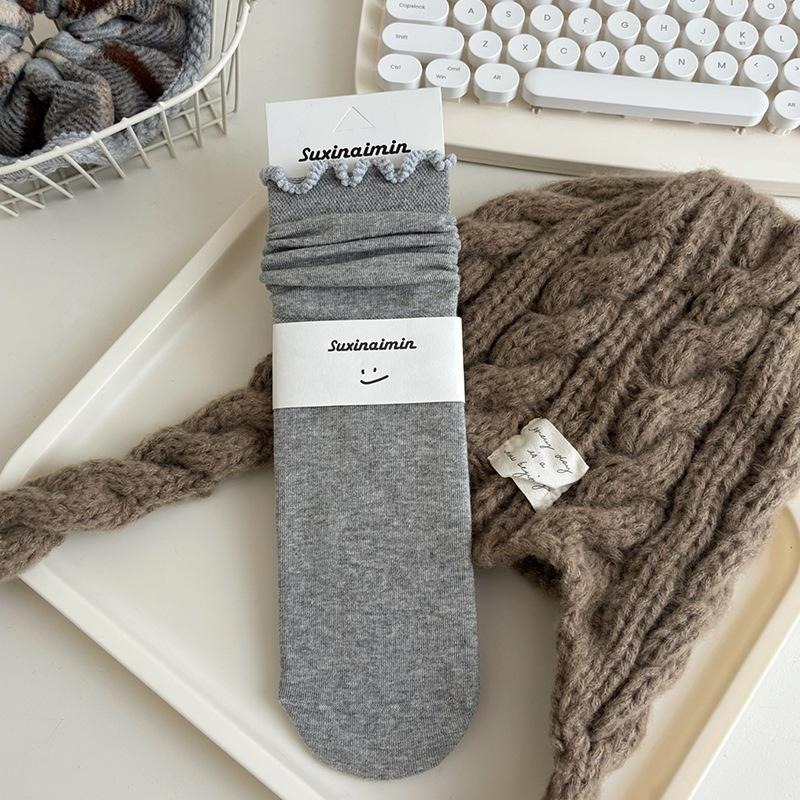 【RENA小舖 台灣現貨每天出】秋冬花苞木耳邊堆堆襪 | 百搭/簡約/配件/襪子/堆堆襪【R22025】-細節圖8