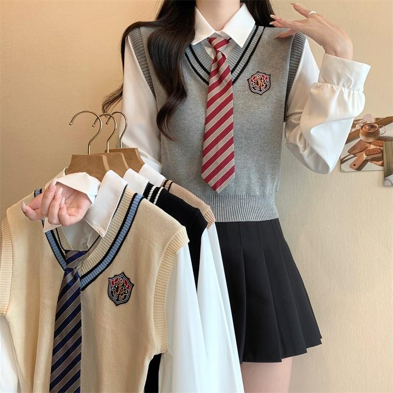 【RENA小舖 台灣現貨每天出】學院風拼色V領襯衫假兩件/送領帶/學生/針織/襯衫/假兩件/ins【R21843】-細節圖8