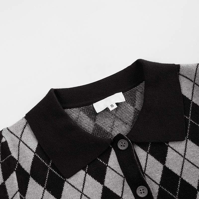 【RENA小舖 台灣現貨每天出】復古Polo領/針織長袖開衫/黑白菱格短版/格紋針織/長袖上衣【R21917】-細節圖6