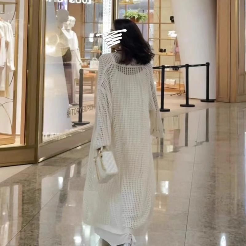 【RENA小舖 台灣現貨每天出】長板針織洞洞罩衫/開衫/針織/氣質/韓系/ins/針織風衣/公主風【R21845】-細節圖2