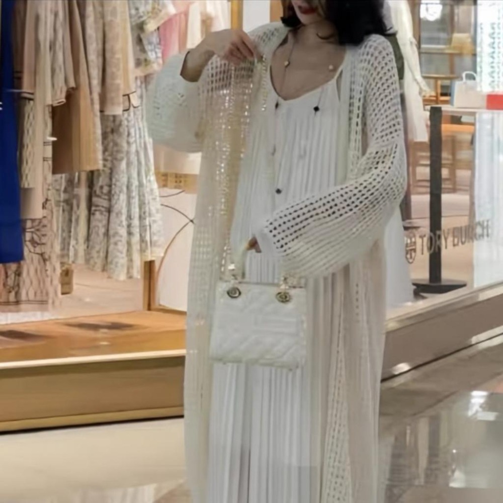 【RENA小舖 台灣現貨每天出】長板針織洞洞罩衫/開衫/針織/氣質/韓系/ins/針織風衣/公主風【R21845】-細節圖5