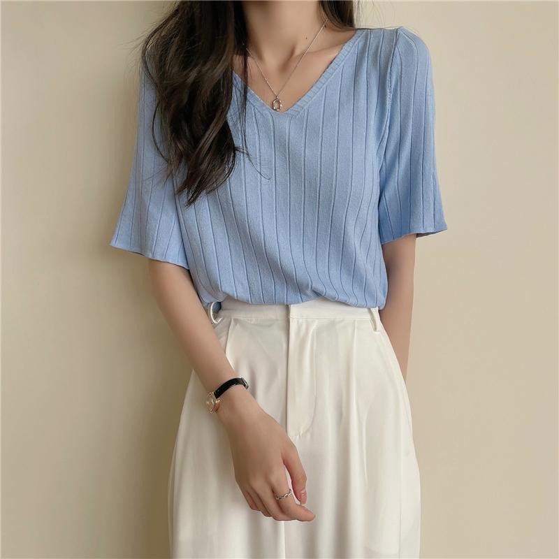 【RENA小舖 台灣現貨每天出】V領針織衫_百搭/設計感/簡約/質感/針織/上衣【R21417】-細節圖8