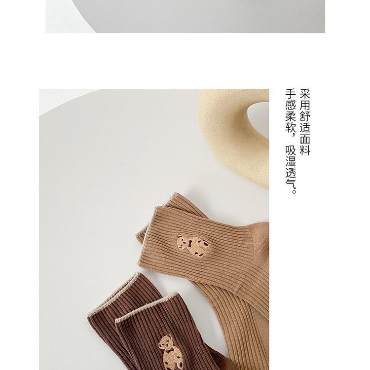 【RENA小舖 台灣現貨每天出】熊熊軟餅乾🍪｜小熊長襪_刺繡/日常/百搭/可愛/襪子/配件【R21368】-細節圖7