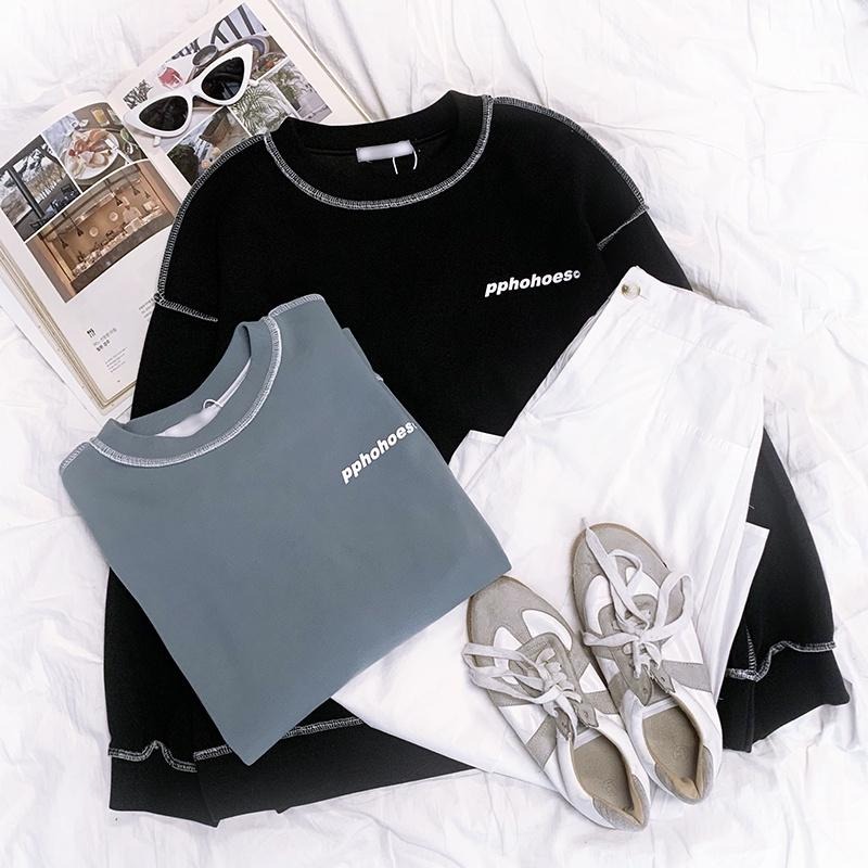 【RENA小舖 台灣現貨每天出】玩轉街頭🤸‍♀️｜反穿感圓領大學T_日常/顯瘦/長袖上衣/大學t【R19013】-細節圖2