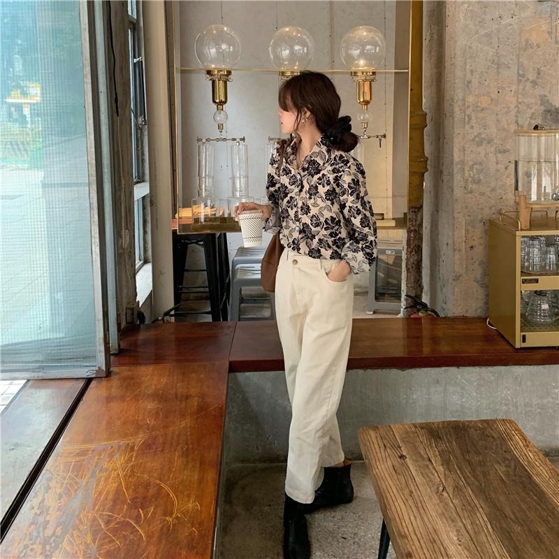 【RENA小舖 台灣現貨每天出】復古黑玫瑰油畫印花秋季翻領排扣寬鬆長袖襯衣鏤空針織馬甲【R20684】-細節圖8