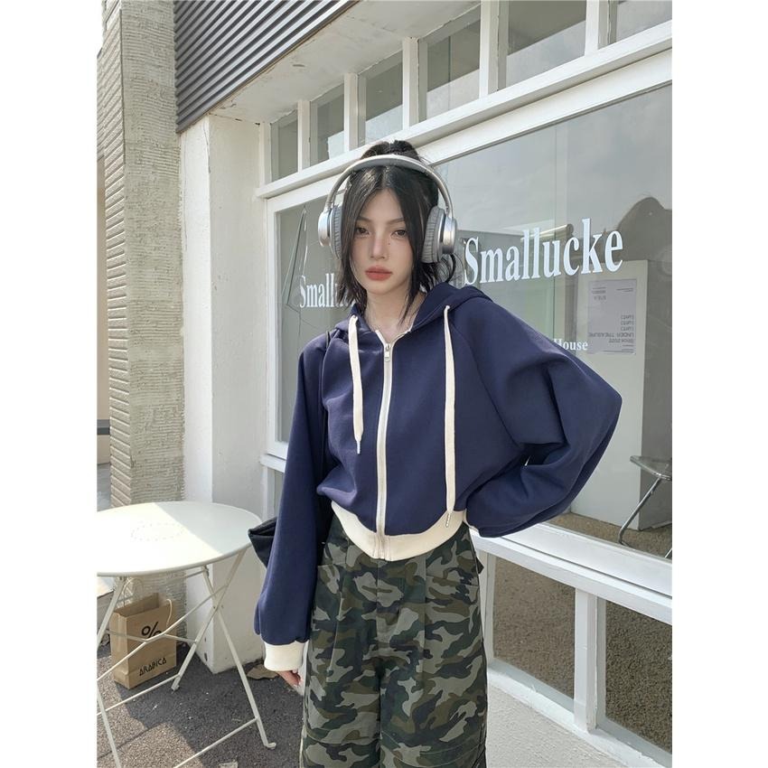 【RENA小舖 台灣現貨每天出】秋季顯白復古酒紅色小個子拼色寬鬆慵懶顯瘦短款連帽衛衣外套【R20836】-細節圖6