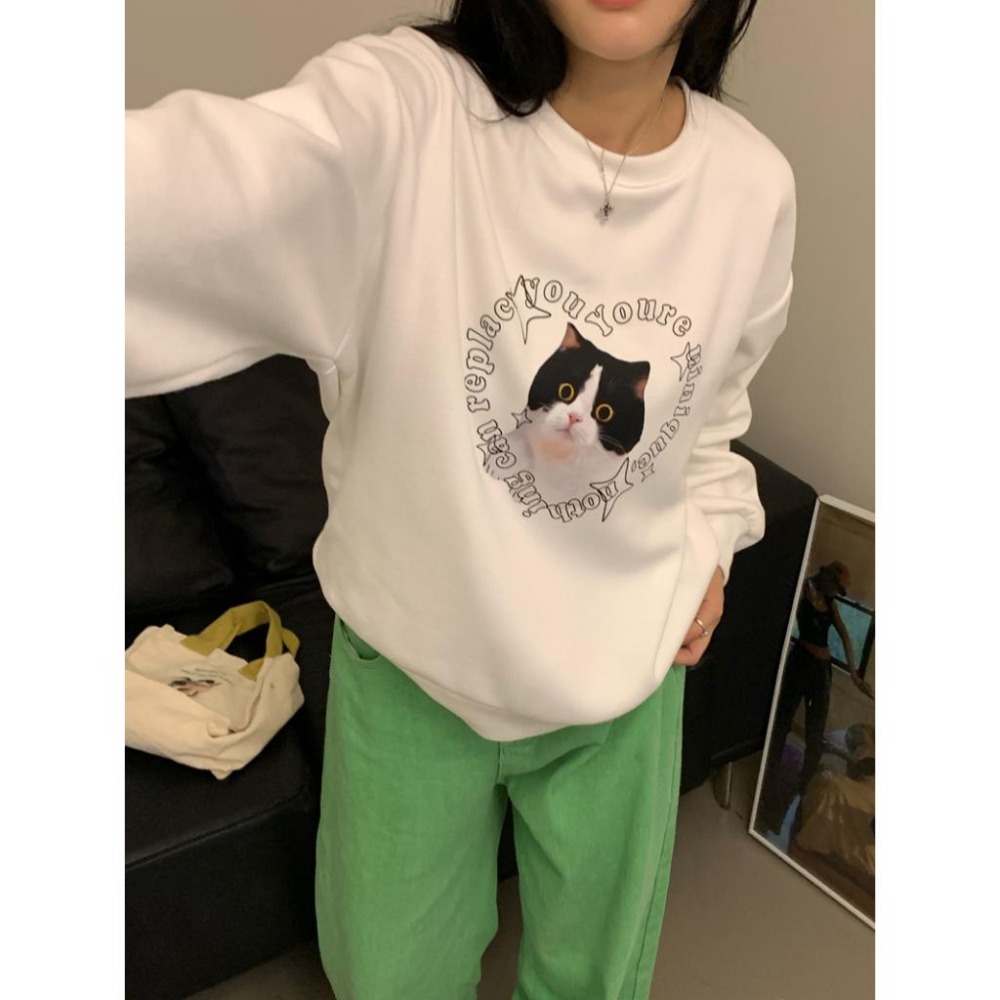 【RENA小舖 台灣現貨每天出】貓咪印花大學T 大學T 美式大學T 大學T長袖 印花T恤 長袖T恤【R21662】-細節圖7